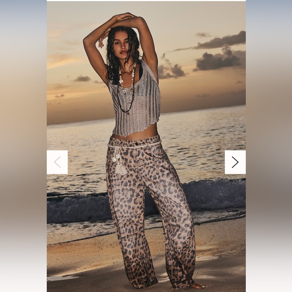 SOLD 🚨Free people printed / leopard barrel jeans size 27 SOLD OUT - Picture 4 of 4
